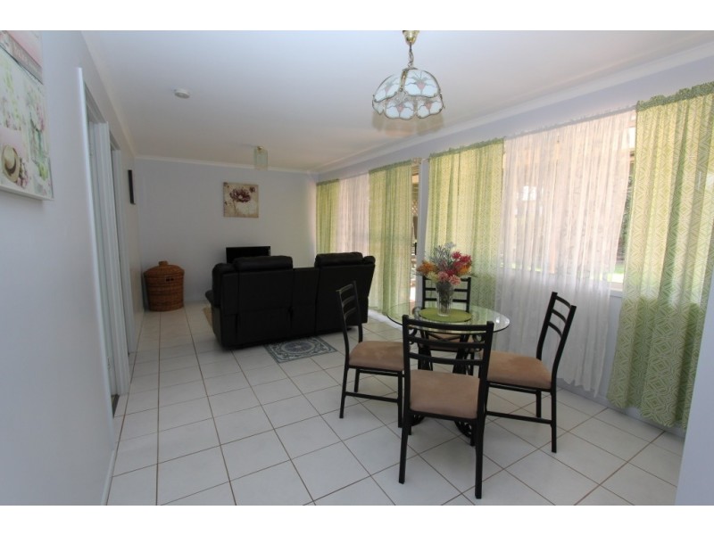 15 Windsor Circle, Kingaroy QLD 4610