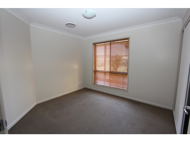 31 Murray Pde, Kingaroy QLD 4610