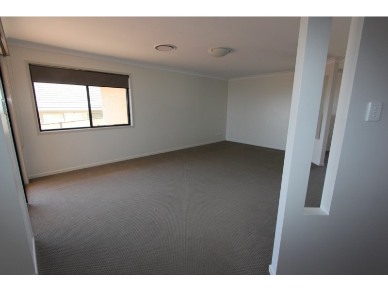 31 Murray Pde, Kingaroy QLD 4610