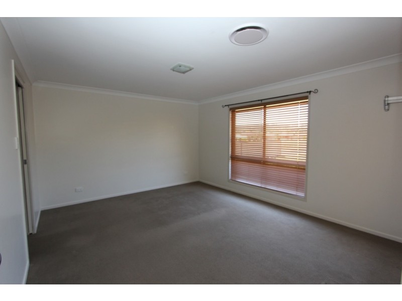 31 Murray Pde, Kingaroy QLD 4610