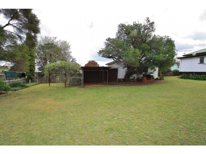 9 Carinya Street, Kingaroy QLD 4610