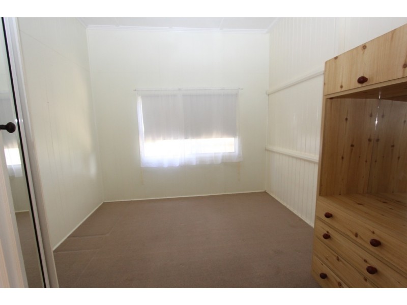 17 Reen St, Kingaroy QLD 4610