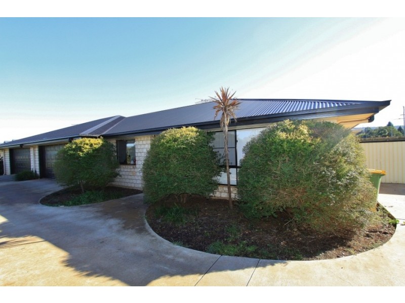 1/11 Tessmanns Rd, Kingaroy QLD 4610