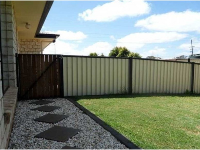 1/11 Tessmanns Rd, Kingaroy QLD 4610