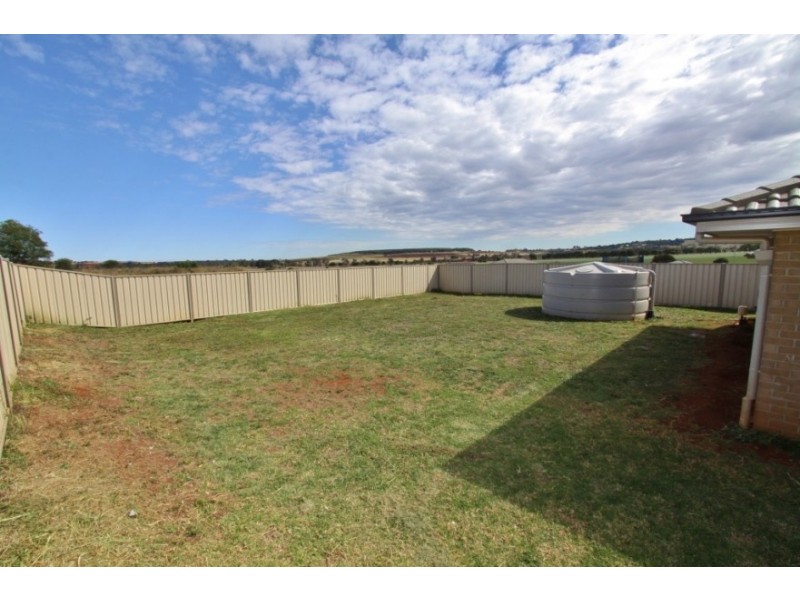 21 Casuarina Stret, Kingaroy QLD 4610