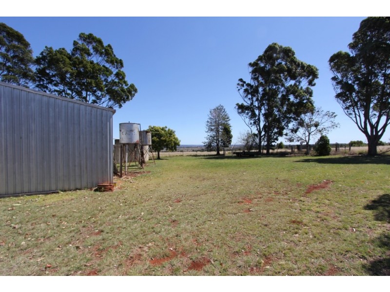11a Booie Crawford Rd, Kingaroy QLD 4610
