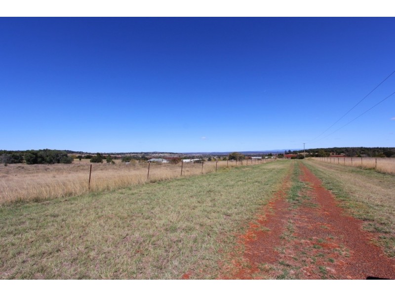 11a Booie Crawford Rd, Kingaroy QLD 4610