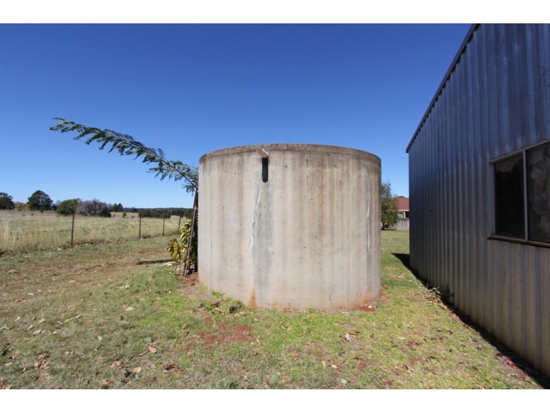 11a Booie Crawford Rd, Kingaroy QLD 4610
