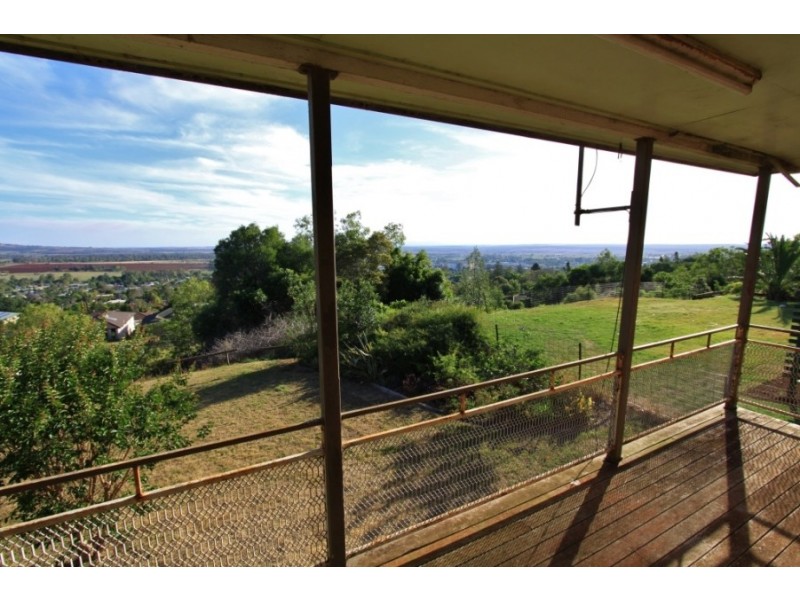 23 Coral Street, Kingaroy QLD 4610