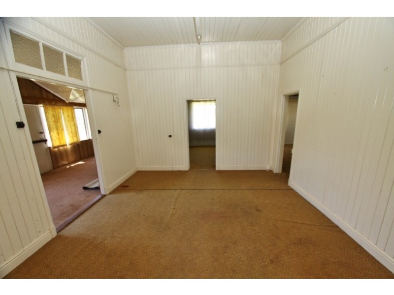 32 Alford Street, Kingaroy QLD 4610