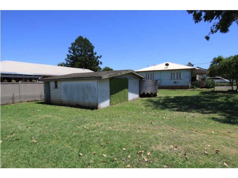 32 Alford Street, Kingaroy QLD 4610