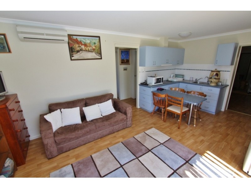 1 Roberta Street, Kingaroy QLD 4610