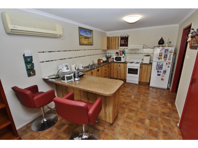 1 Roberta Street, Kingaroy QLD 4610