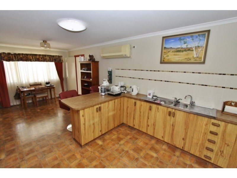 1 Roberta Street, Kingaroy QLD 4610