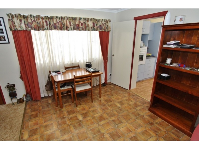 1 Roberta Street, Kingaroy QLD 4610