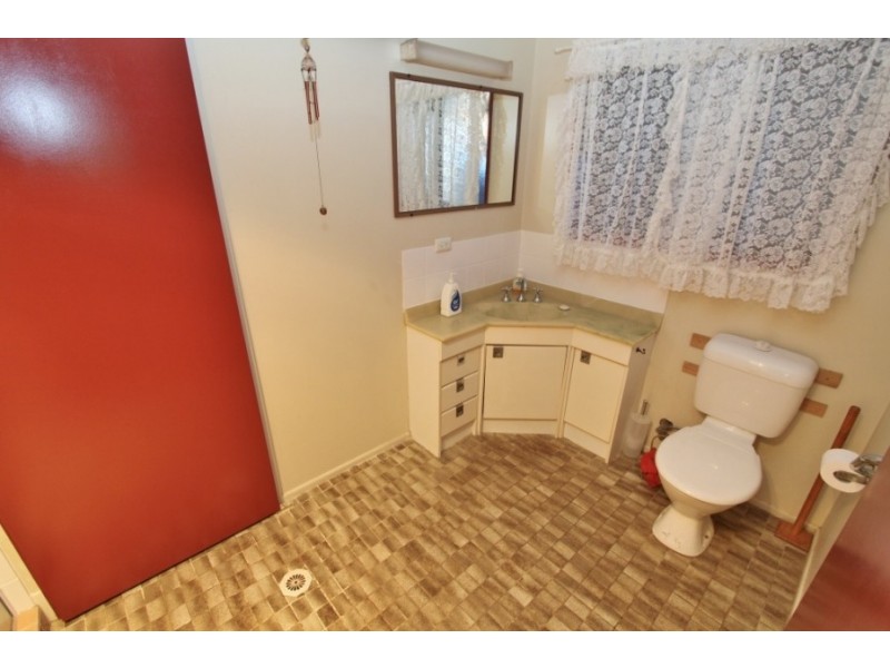 1 Roberta Street, Kingaroy QLD 4610