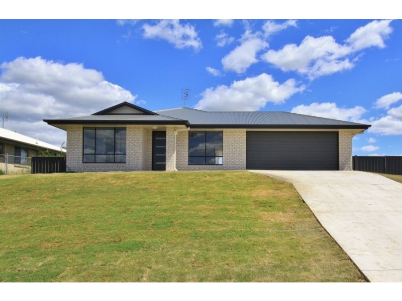 23 Banksia Drive, Kingaroy QLD 4610