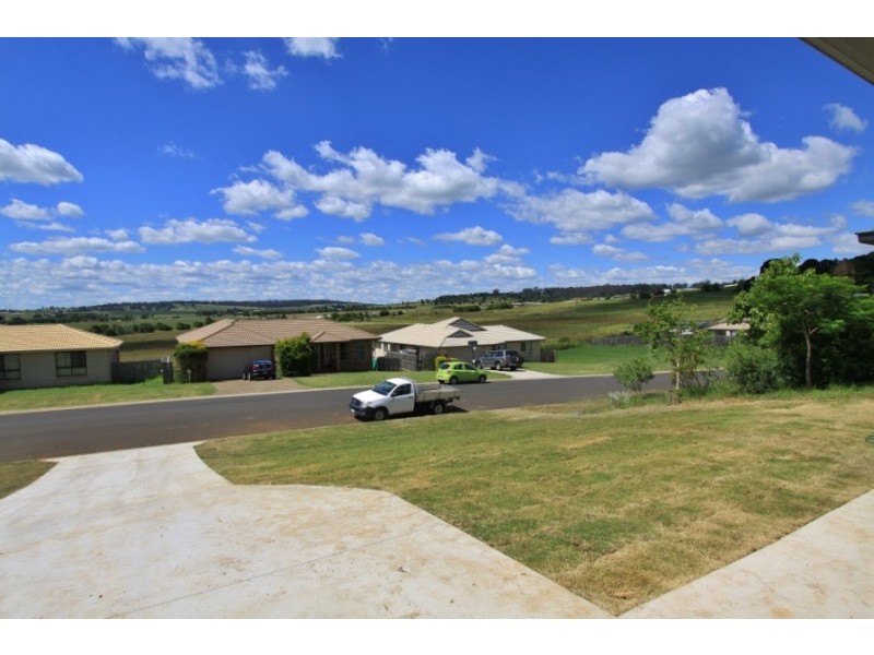 23 Banksia Drive, Kingaroy QLD 4610