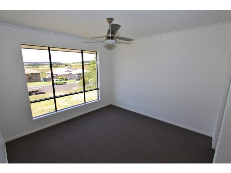 23 Banksia Drive, Kingaroy QLD 4610