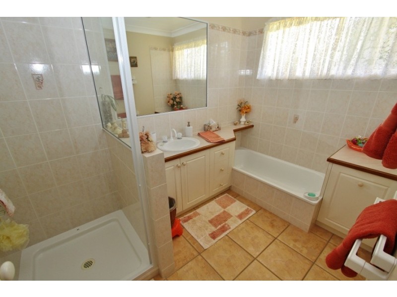 33 Couchmans Road, Kingaroy QLD 4610