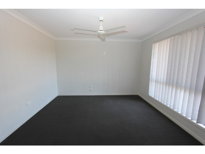 8 Clark Close, Kingaroy QLD 4610