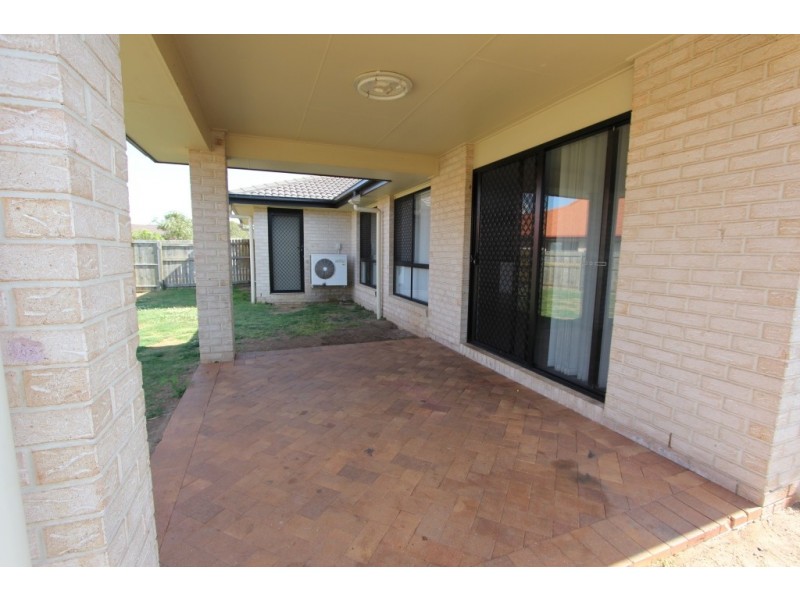 8 Clark Close, Kingaroy QLD 4610