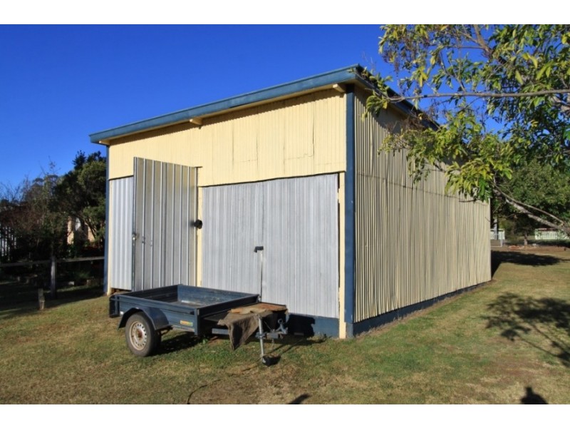 38 Hodge Street, Kingaroy QLD 4610