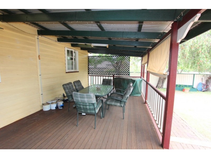 11 Gooyong St, Kingaroy QLD 4610