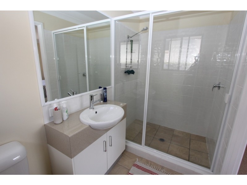 30 Bernard Cres, Kingaroy QLD 4610