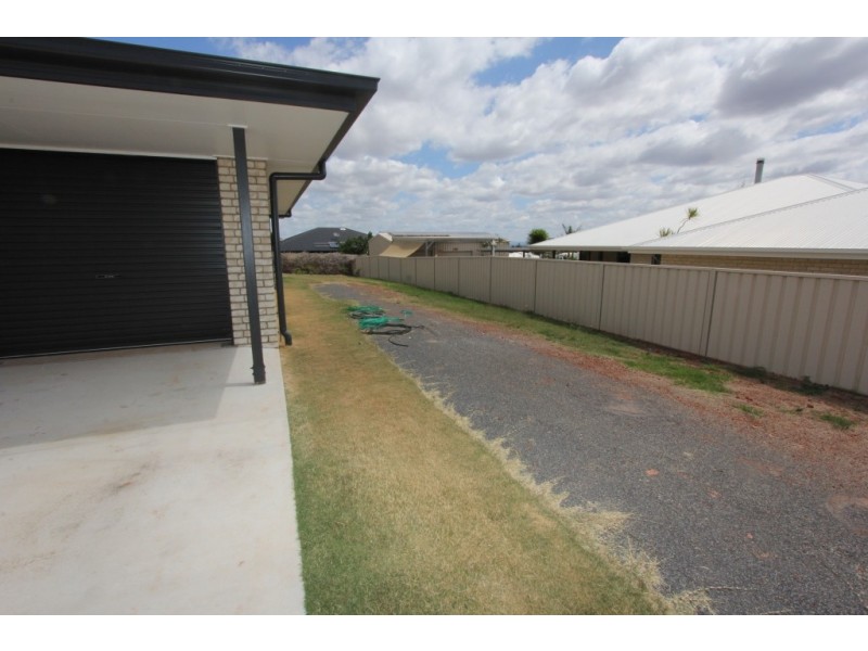 30 Bernard Cres, Kingaroy QLD 4610