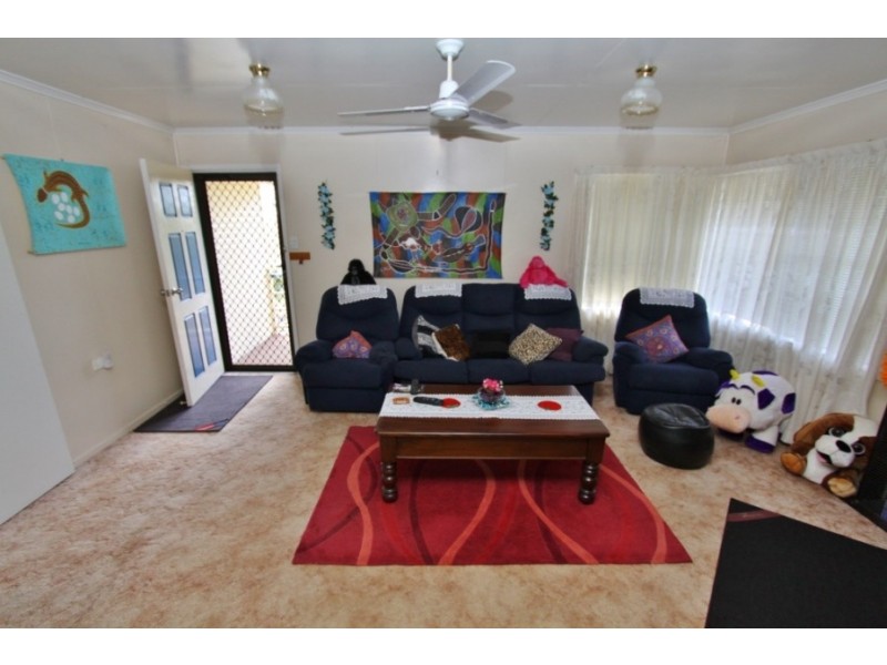 8 Baron Street, Kingaroy QLD 4610