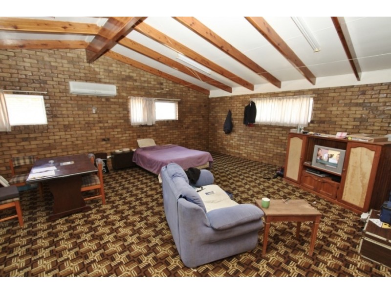 8 Baron Street, Kingaroy QLD 4610