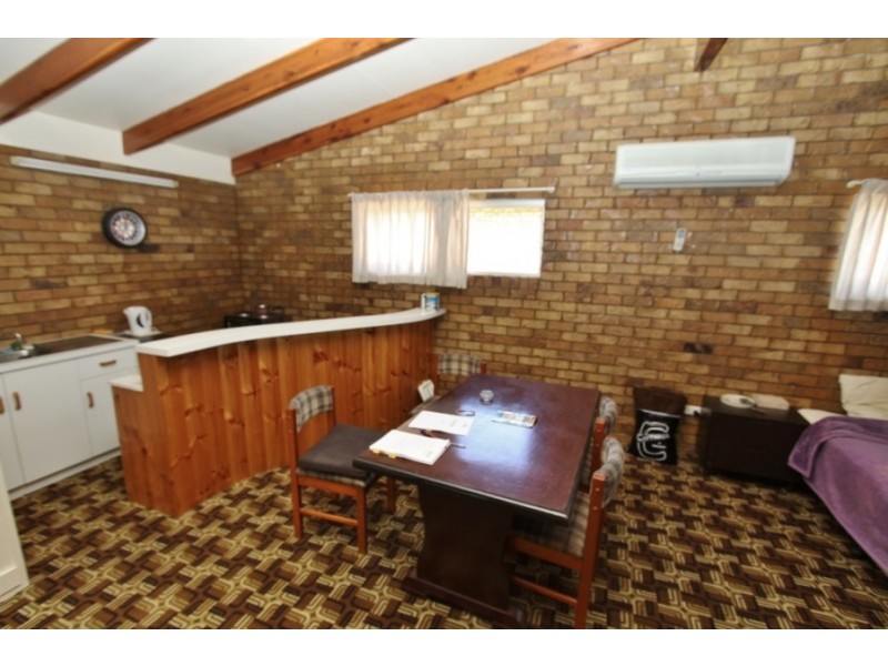 8 Baron Street, Kingaroy QLD 4610