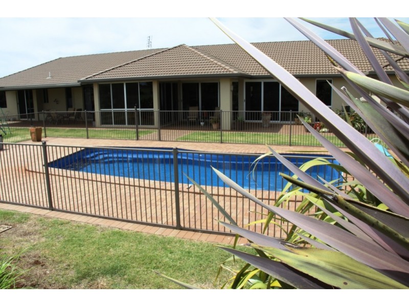 4 Brittany Court, Kingaroy QLD 4610