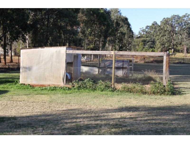 24 Earl Street, Memerambi QLD 4610