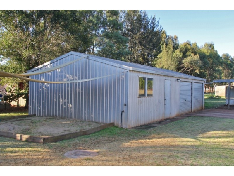 24 Earl Street, Memerambi QLD 4610
