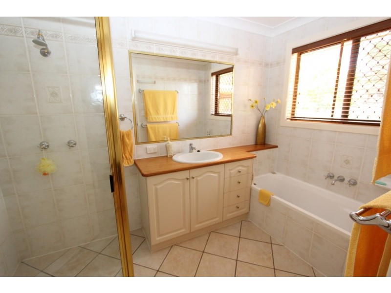 10 Geale Street, Kingaroy QLD 4610