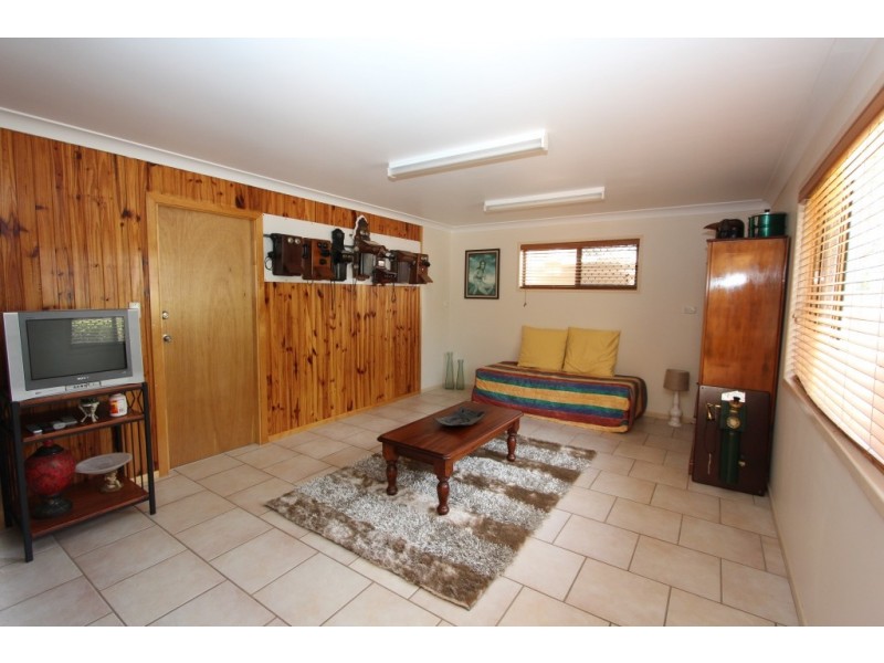 10 Geale Street, Kingaroy QLD 4610