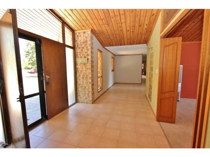 118 Couchmans Road, Kingaroy QLD 4610