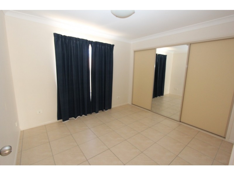 17 Bottlebrush St, Kingaroy QLD 4610