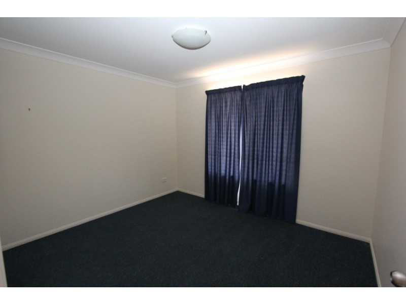 17 Bottlebrush St, Kingaroy QLD 4610