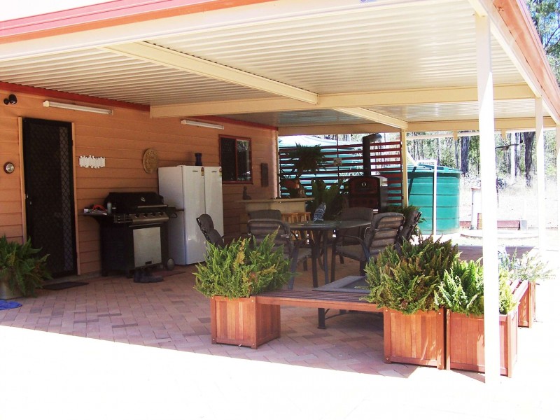 Wattle Camp QLD 4615