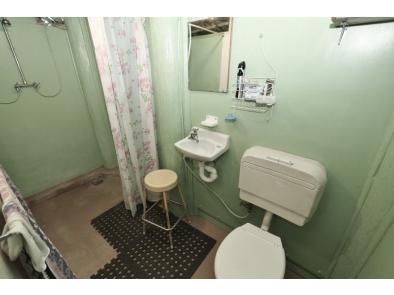 27 Rodney Street, Proston QLD 4613