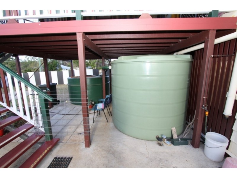 27 Rodney Street, Proston QLD 4613