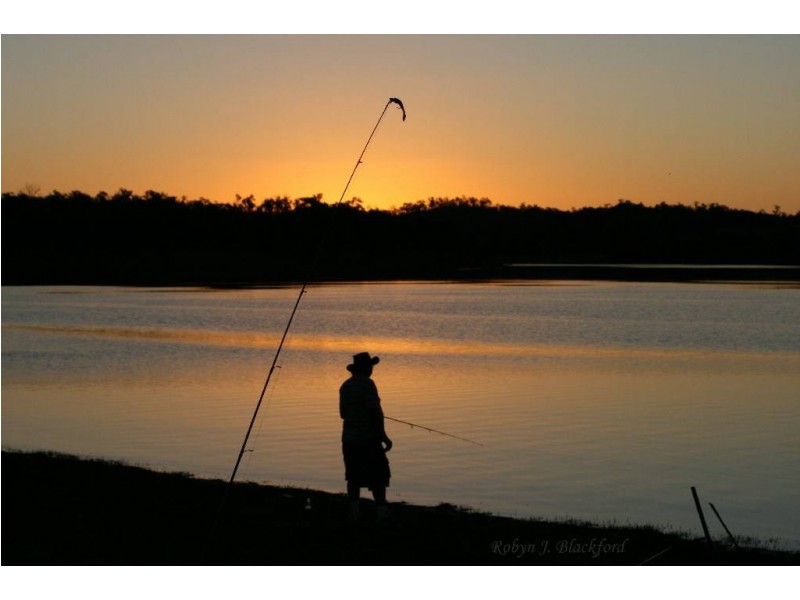 27 Rodney Street, Proston QLD 4613