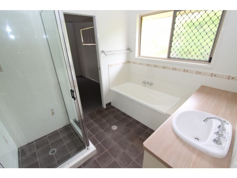 14 Frederick Street, Wooroolin QLD 4608