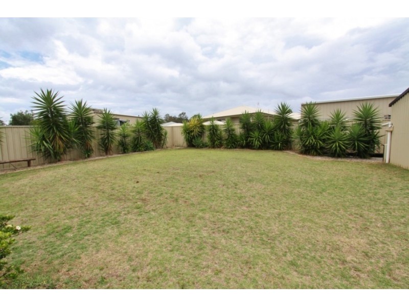 14 Bridgeman Pde, Kingaroy QLD 4610