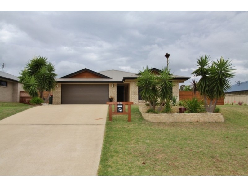 14 Bridgeman Pde, Kingaroy QLD 4610