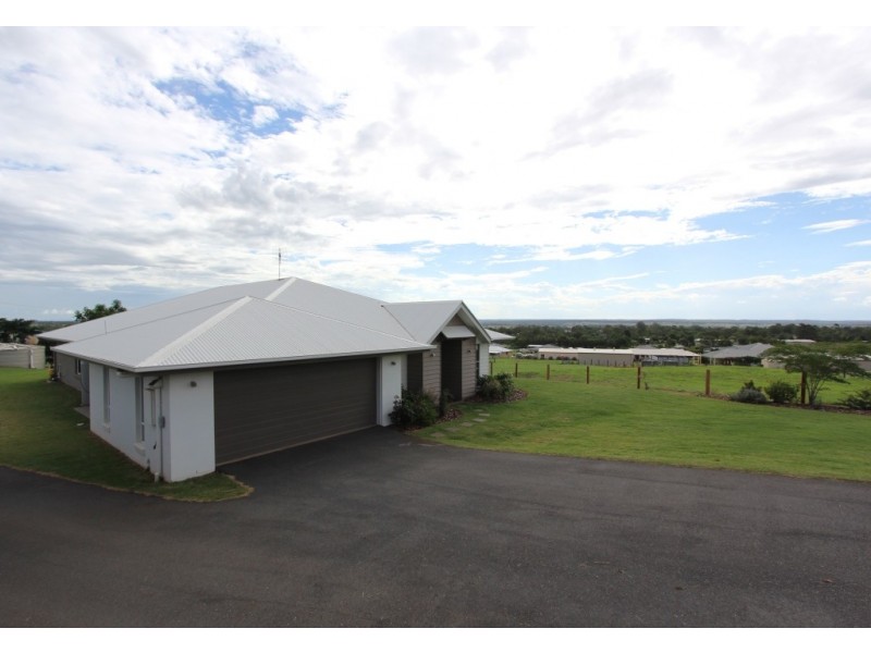 5 Crows Ash Crescent, Kingaroy QLD 4610