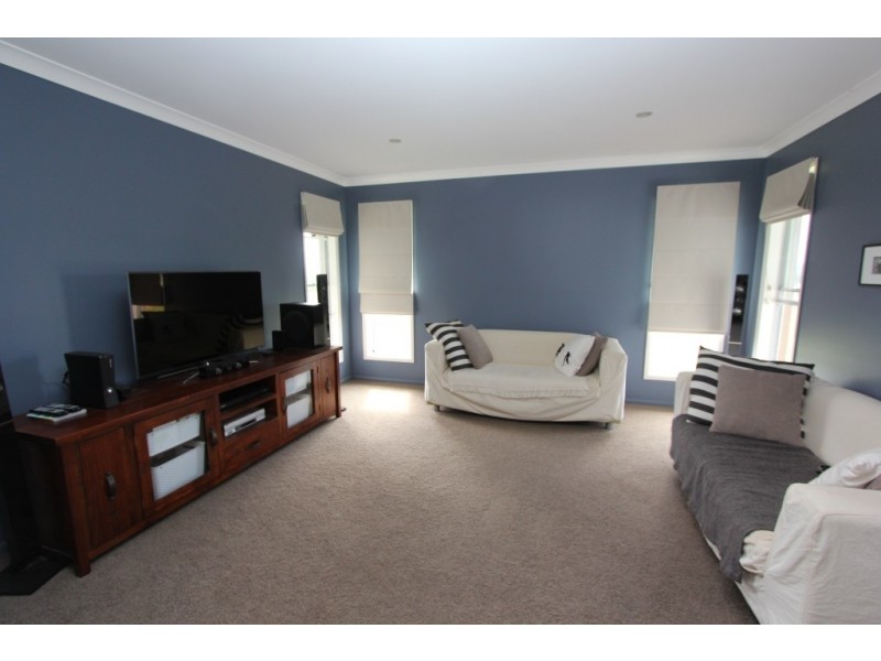 5 Crows Ash Crescent, Kingaroy QLD 4610